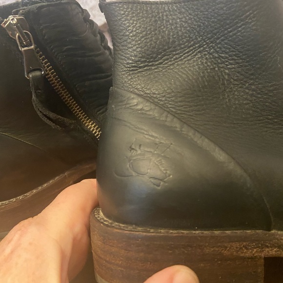 John Fluevog Black Babette Leather Boots - Picture 5 of 8